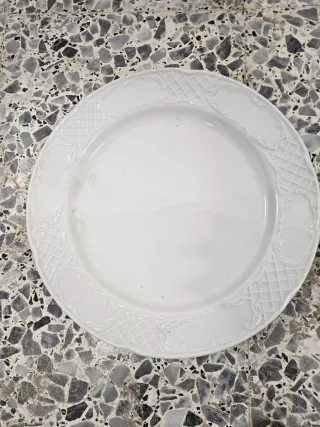 Lote 21 Platos Porcelana Elegantes