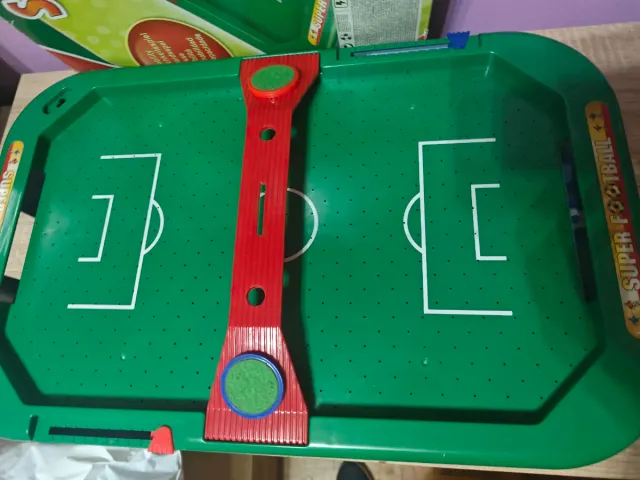 Juego de futbolin de aire 6 euros 51 X 32 X 8