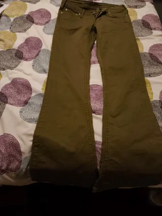 Pantalón campana

