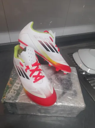 Scarpe da calcio Adidas F50