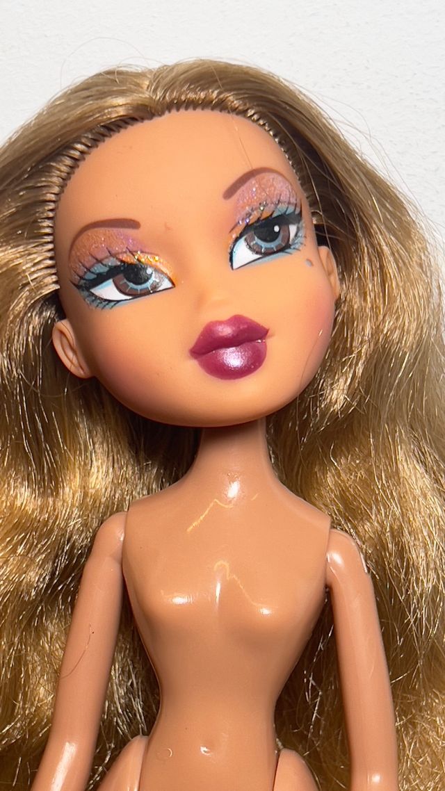 Bratz Step out 