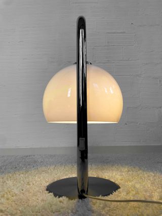 LAMPADA DA TAVOLO. SCUOLA DI ARCHITETTURA BCN. Anni '60