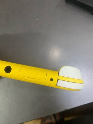 Nintendo Switch Lite Amarillo