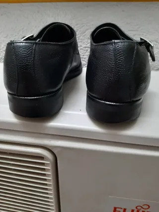Zapatos de piel negros para hombre