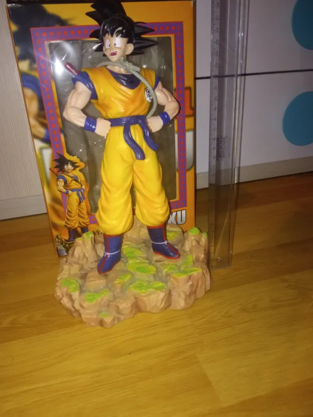 Figura Goku Super Saiyan