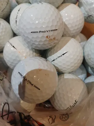 33 Bolas de Golf Titleist Pro V1