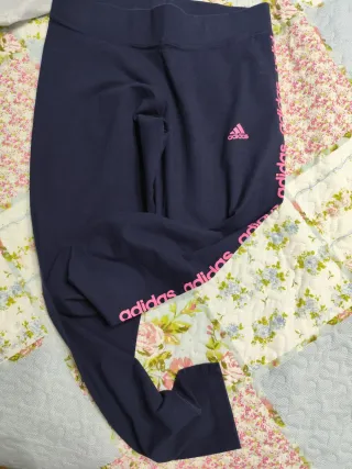 Mallas Adidas Azul Marino con Logo Rosa