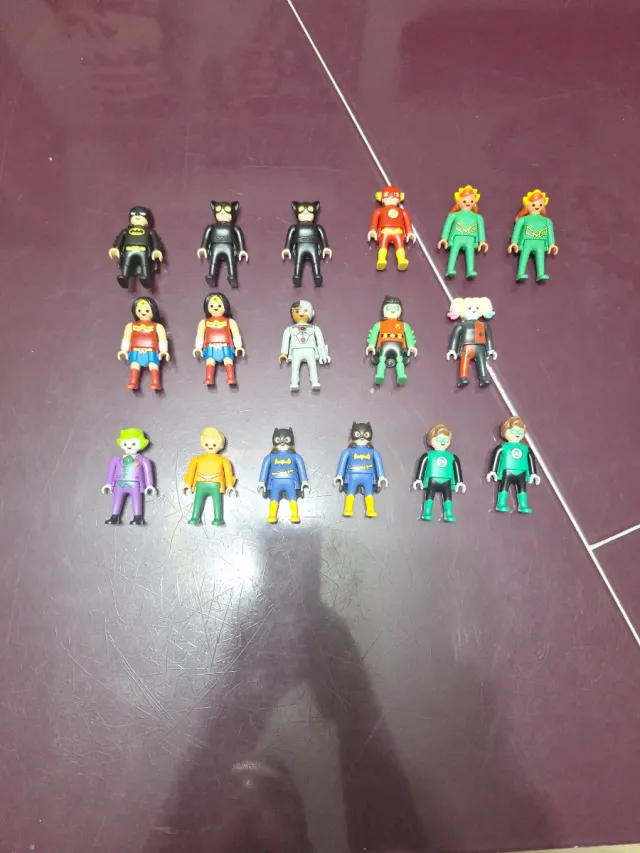 Figuras DC Kinder Sorpresa
