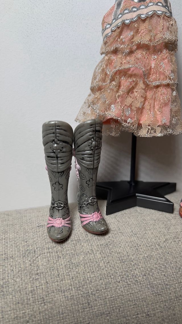 Myscene Vestido y Zapatos