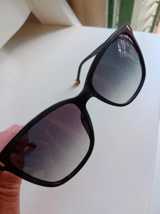 Gafas de sol Carolina Herrera negras