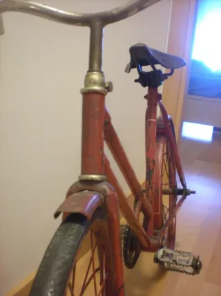 Bicicleta infantil antigua "Campeón"