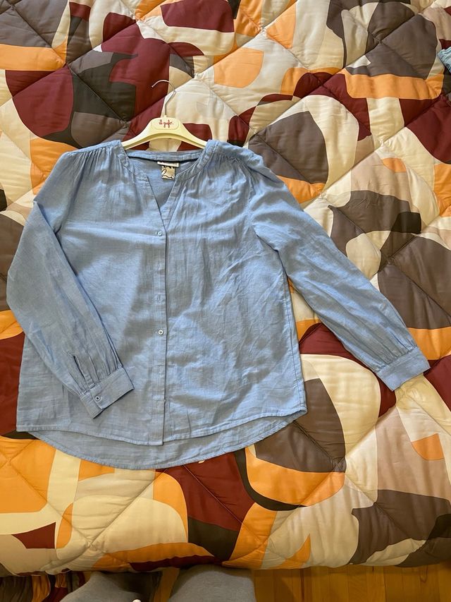 Camicia azzurra mezza stagione