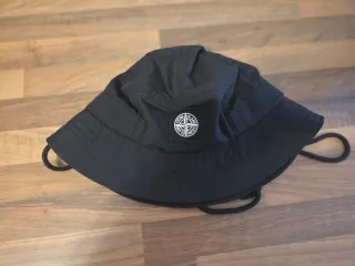 Gorro Stone Island Negro