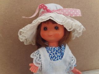 Muñeca Laura Niñera Toys