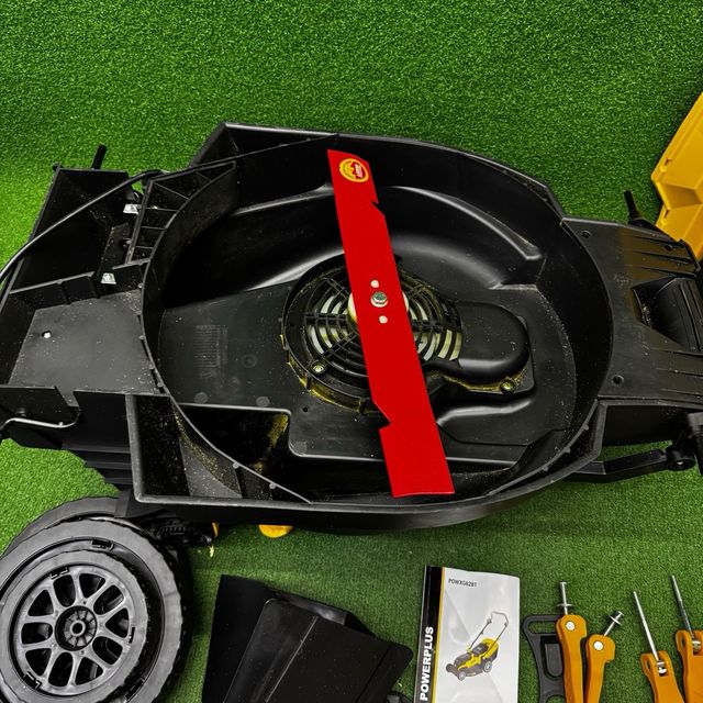 Cortacésped Powerplus 2000W 420mm