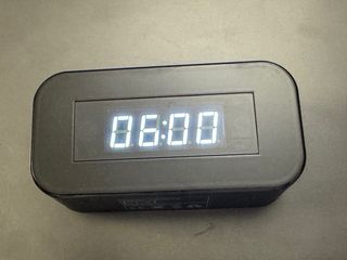 Orologio con telecamera nascosta