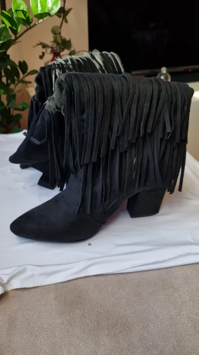 Stivali texani con frange neri