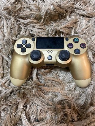 Mando PS4 Dorado