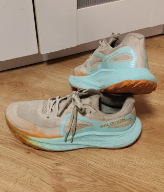 Zapatillas Salomon Beige y Naranja