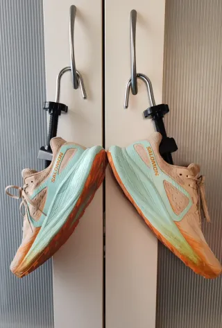 Zapatillas Salomon Beige y Naranja