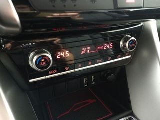 Mitsubishi Eclipse Cross Kaiteki PHEV 4WD