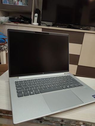 Ordenador HP EliteBook 640 G11 de 14" (A24ZVLA)