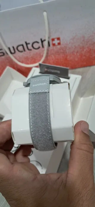 Omega x Swatch MoonSwatch Blanco Gris