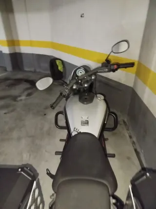 UM Renegade Sport S 125cc 21.000 km