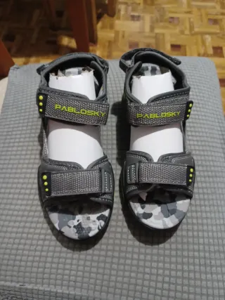 Sandalias Pablosky niño gris multicolor