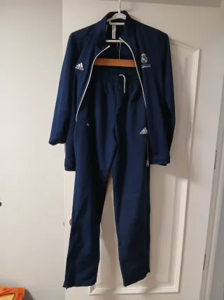 Chándal R. Madrid Adidas Niño Talla 13-14 años