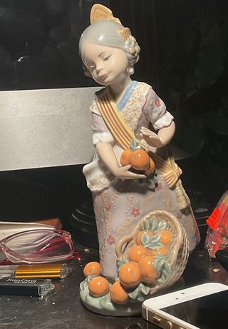 Lladro Porcellana Valencia Girl