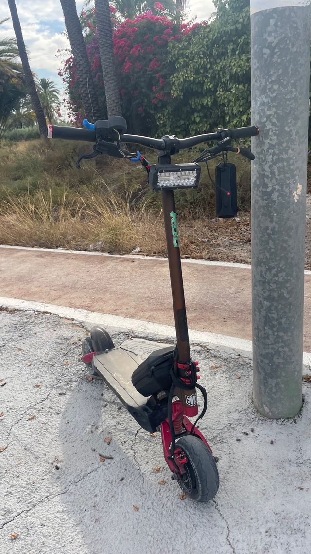 Kaabo Mantis 8 Patinete Eléctrico