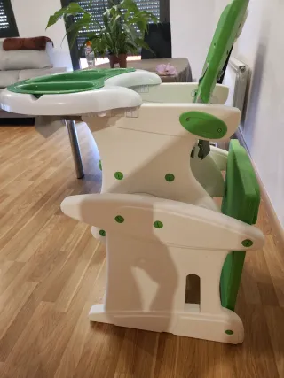 Trona Bebé Homcom Verde y Blanca