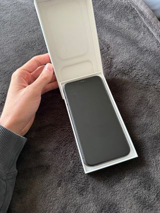 iPhone 11 128 GB nero + Redmi Pad Pro 2 sigillato
