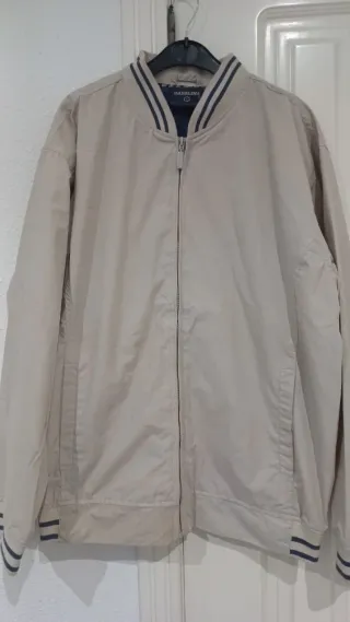Chaqueta impermeable GASOLINA beige