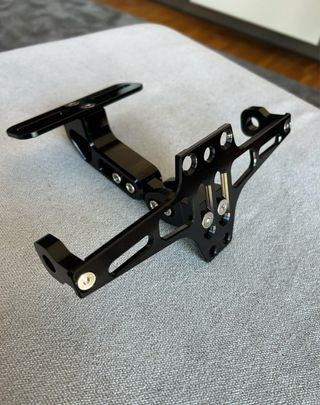 Portamatriculas universal moto regulable luz led  