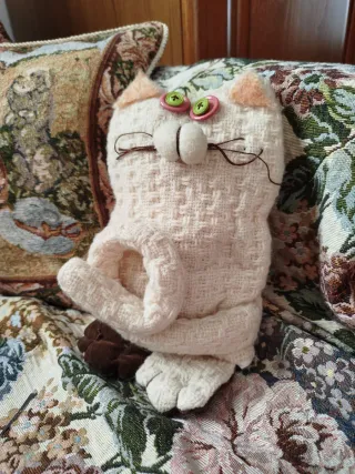 Pupazzo gatto fatto a mano