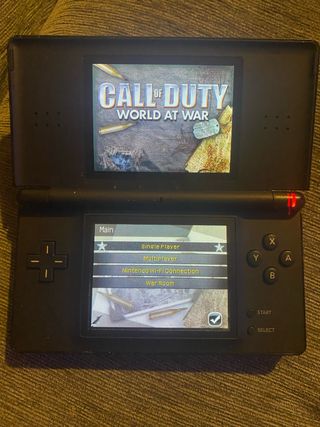 Nintendo DS Lite Negra + Call of Duty