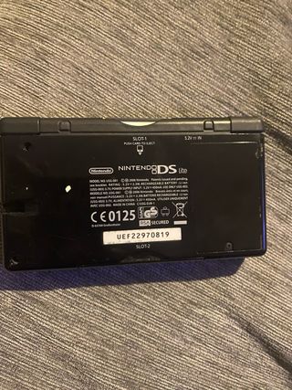 Nintendo DS Lite Negra + Call of Duty