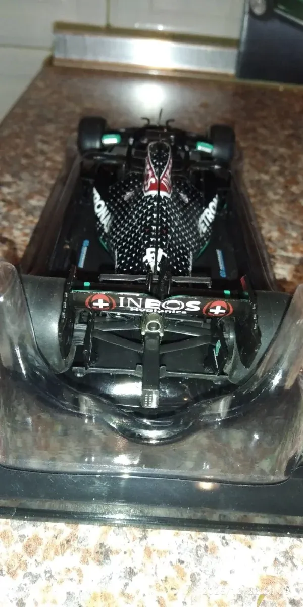 Mercedes AMG F1 W11 EQ 1/24