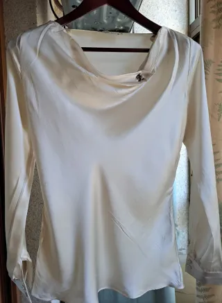 Blusa SOCIETA T-42 Seda Beige 