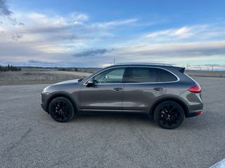 Porsche Cayenne S 2011