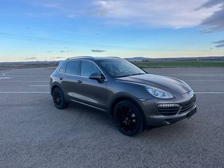 Porsche Cayenne S 2011