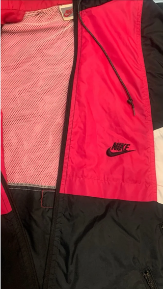 Chubasquero Nike Retro Y2K