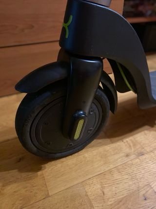 Patinete Eléctrico Bongo con su Casco, y cargador 