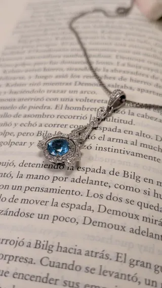 Collar Art Deco con aguamarina