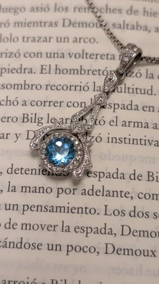 Collar Art Deco con aguamarina