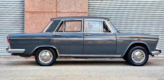 Alquiler Seat 1500 coche clásico para eventos