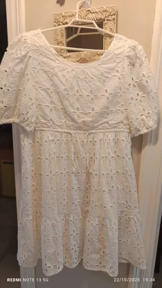 Vestido blanco perforado, zara talla 13-14