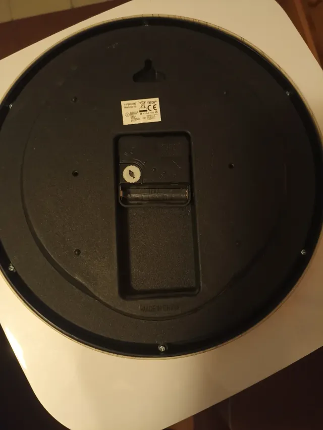 Reloj de pared moderno